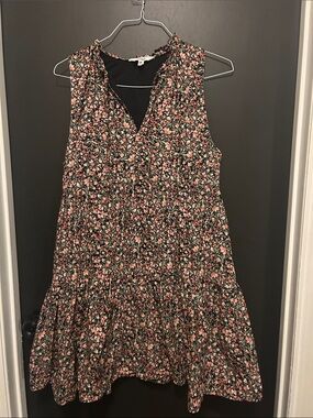 Floral Sleeveless Mini Dress in Black and Pink